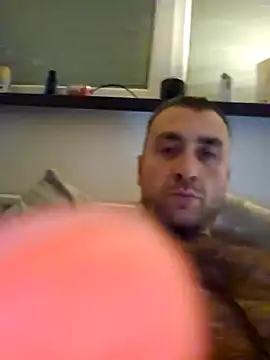 Snapshot of TIGERRR86 chatting on 01.06.25 TIGERRR86 online show from 01.06.25