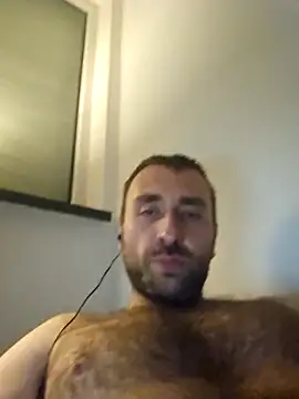 Snapshot of TIGERRR86 chatting on 09.21.25 TIGERRR86 online show from 09.21.25