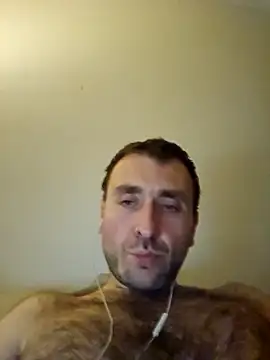 Snapshot of TIGERRR86 chatting on 10.27.25 TIGERRR86 online show from 10.27.25