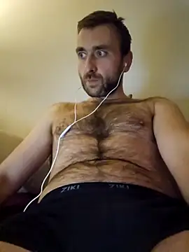 Snapshot of TIGERRR86 chatting on 11.16.25 TIGERRR86 online show from 11.16.25