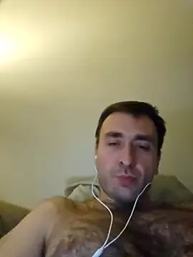 Snapshot of TIGERRR86 chatting on 11.24.25 TIGERRR86 online show from 11.24.25