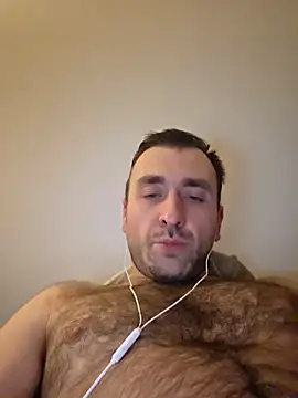 Snapshot of TIGERRR86 chatting on 02.01.26 TIGERRR86 online show from 02.01.26