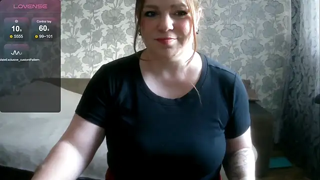 Snapshot of Sabrina_Poison chatting on 06.16.26 Sabrina Poison online show from 06.16.26