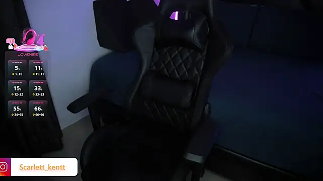 ScarlettAndClark online show from 04.09.26