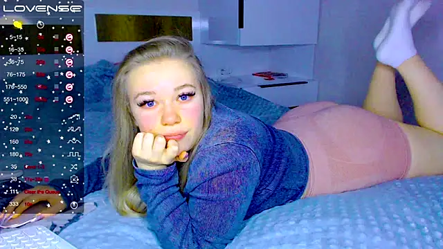 kitti kaattt online show from 01.17.25