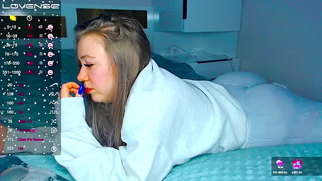 kitti kaattt online show from 02.08.25