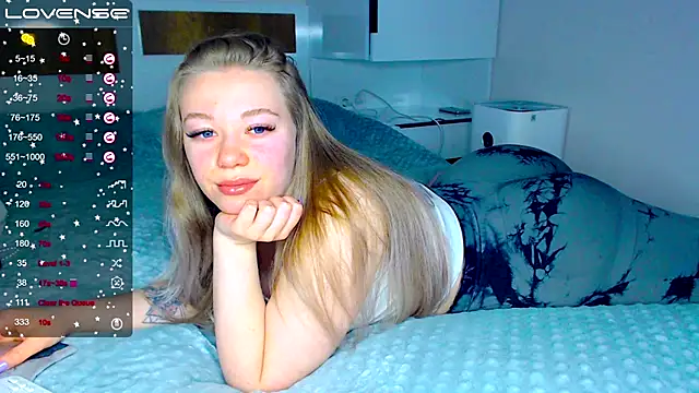 kitti kaattt online show from 03.12.25