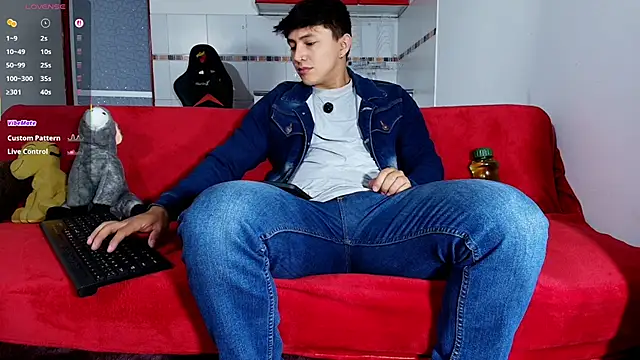 Snapshot of jacques_cardiet chatting on 01.17.26 jacques cardiet online show from 01.17.26