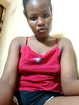 Snapshot of petite_babe chatting on 02.06.26 petite babe online show from 02.06.26