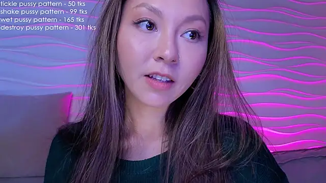 Snapshot of im_casey chatting on 03.13.25 im casey online show from 03.13.25