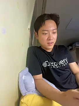 Snapshot of koreahankook2 chatting on 12.02.25 koreahankook2 online show from 12.02.25