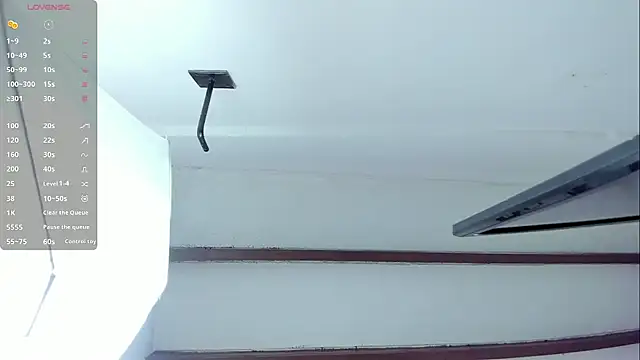 Oriana Guzman online show from 01.04.25