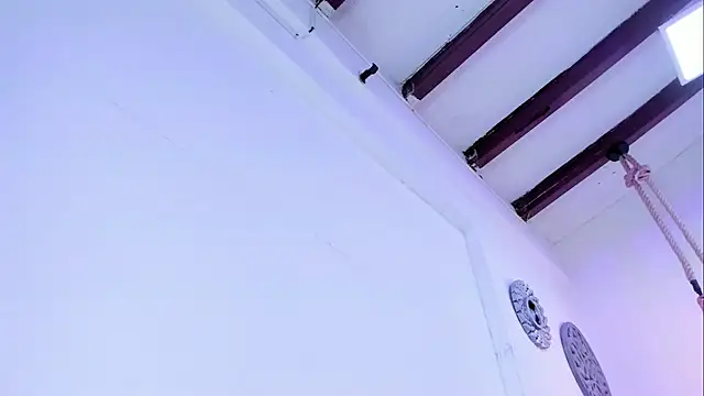 Oriana Guzman online show from 01.07.25