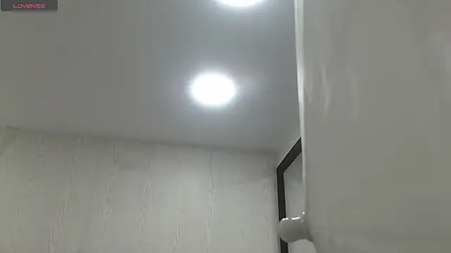 Oriana Guzman online show from 02.28.25