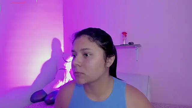 Oriana Guzman online show from 12.15.25