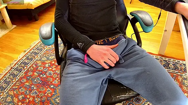 yourbrittyboy69 online show from 02.05.25