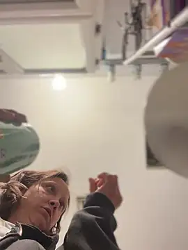 Snapshot of SexyB214 chatting on 03.06.25 SexyB214 online show from 03.06.25