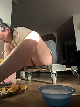 Snapshot of SexyB214 chatting on 10.05.25 SexyB214 online show from 10.05.25