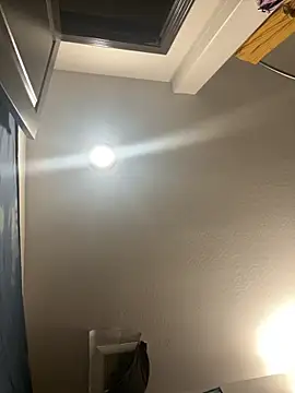 Snapshot of SexyB214 chatting on 11.01.25 SexyB214 online show from 11.01.25