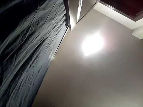 Snapshot of SexyB214 chatting on 11.28.25 SexyB214 online show from 11.28.25