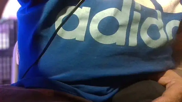 Snapshot of AlanDickson chatting on 04.06.26 AlanDickson online show from 04.06.26