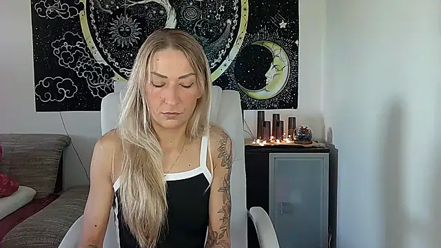 SexxyLiviaa online show from 09.24.25