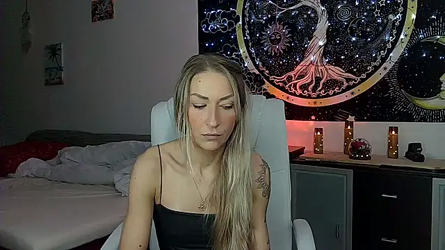 SexxyLiviaa online show from 10.25.25