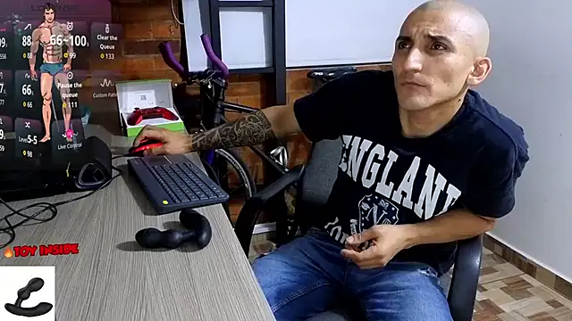 Snapshot of Marck_Muscle chatting on 01.19.26 Marck Muscle online show from 01.19.26