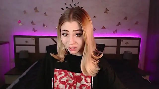 Snapshot of Tessa_Walker chatting on 02.03.25 Tessa Walker online show from 02.03.25