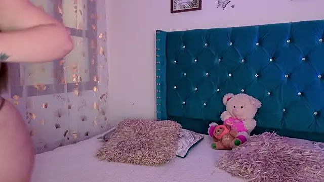 Lilly Peach22 online show from 02.01.26