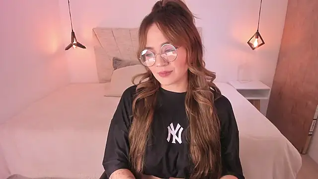 KataHot  online show from 02.28.26