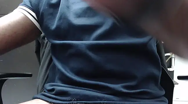 Snapshot of thkbigbrnmeat4f chatting on 03.05.25 thkbigbrnmeat4f online show from 03.05.25