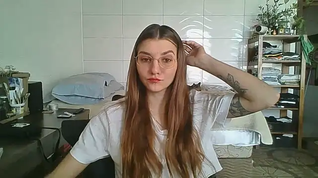 SweetyBabyDemon online show from 09.15.25