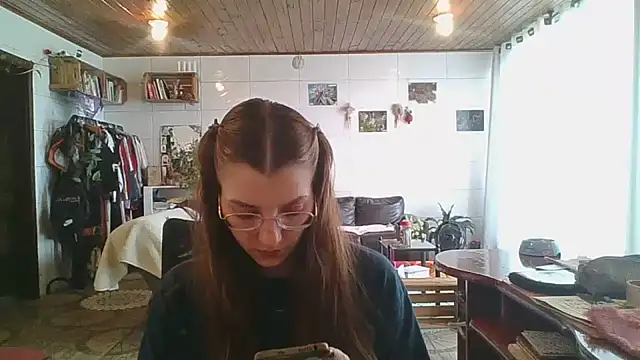 SweetyBabyDemon online show from 10.23.25