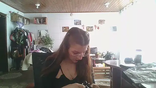 SweetyBabyDemon online show from 10.24.25