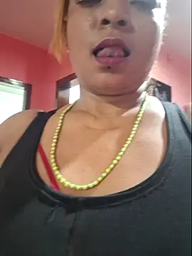 Snapshot of gatadeojosclaros chatting on 02.03.25 gatadeojosclaros online show from 02.03.25