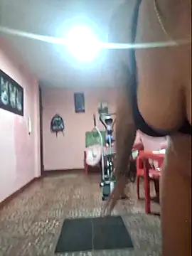 Snapshot of gatadeojosclaros chatting on 03.03.25 gatadeojosclaros online show from 03.03.25