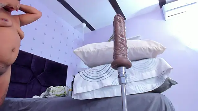 BrianaHazel online show from 03.05.25