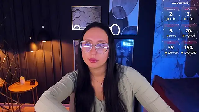 Snapshot of Christy_Calypso chatting on 12.11.24 Christy Calypso online show from 12.11.24