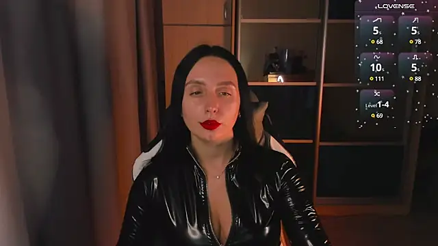 Snapshot of Christy_Calypso chatting on 02.25.25 Christy Calypso online show from 02.25.25