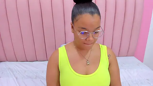 ISABELLA 020 online show from 03.01.25