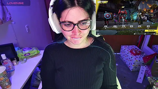 Vallolet Spencer online show from 12.23.24