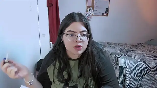 Snapshot of Aria_Fullbuster chatting on 10.16.25 Aria Fullbuster online show from 10.16.25