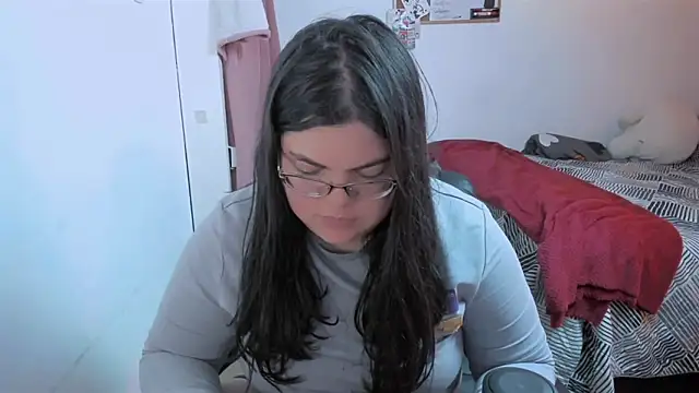 Snapshot of Aria_Fullbuster chatting on 10.22.25 Aria Fullbuster online show from 10.22.25