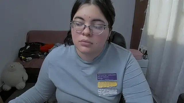 Snapshot of Aria_Fullbuster chatting on 11.22.25 Aria Fullbuster online show from 11.22.25