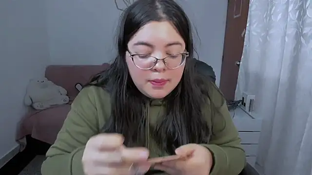 Snapshot of Aria_Fullbuster chatting on 11.29.25 Aria Fullbuster online show from 11.29.25