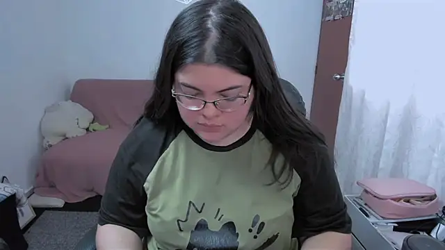 Aria Fullbuster online show from 03.20.26