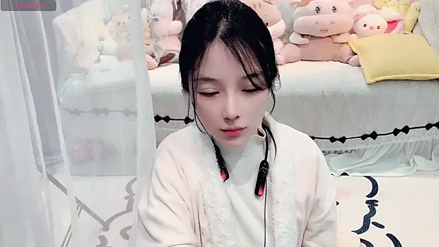 AKiKi711 online show from 03.22.26