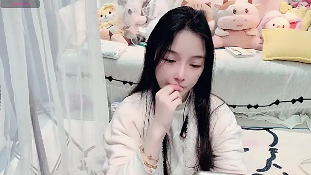 AKiKi711 online show from 03.24.26