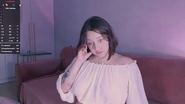 Snapshot of Oh_mylissa chatting on 02.05.25 Oh mylissa online show from 02.05.25